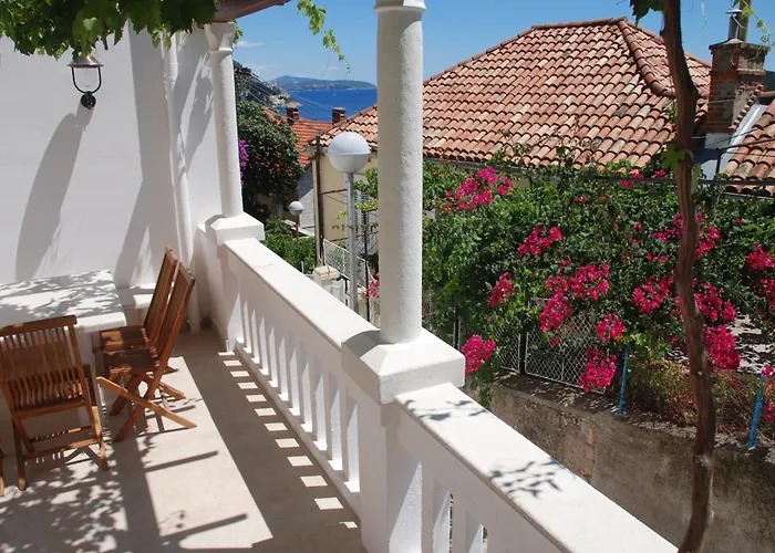 Villa Antipodes